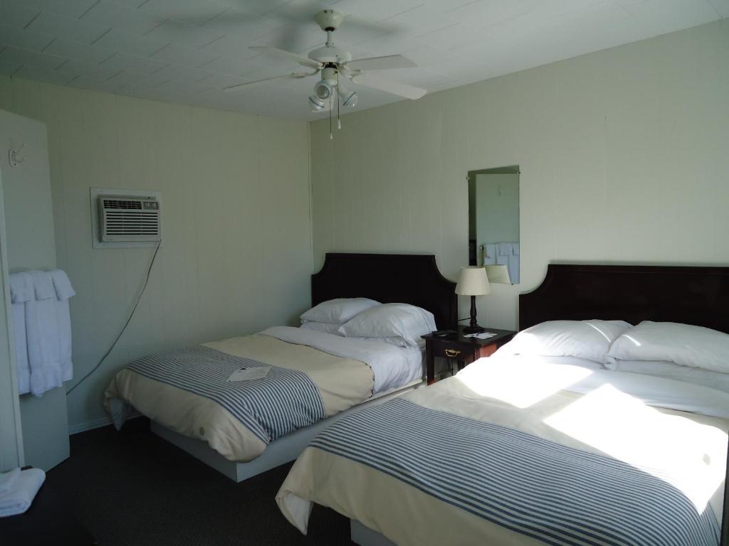 Hotel-Motel Baie-Ste-Catherine Экстерьер фото