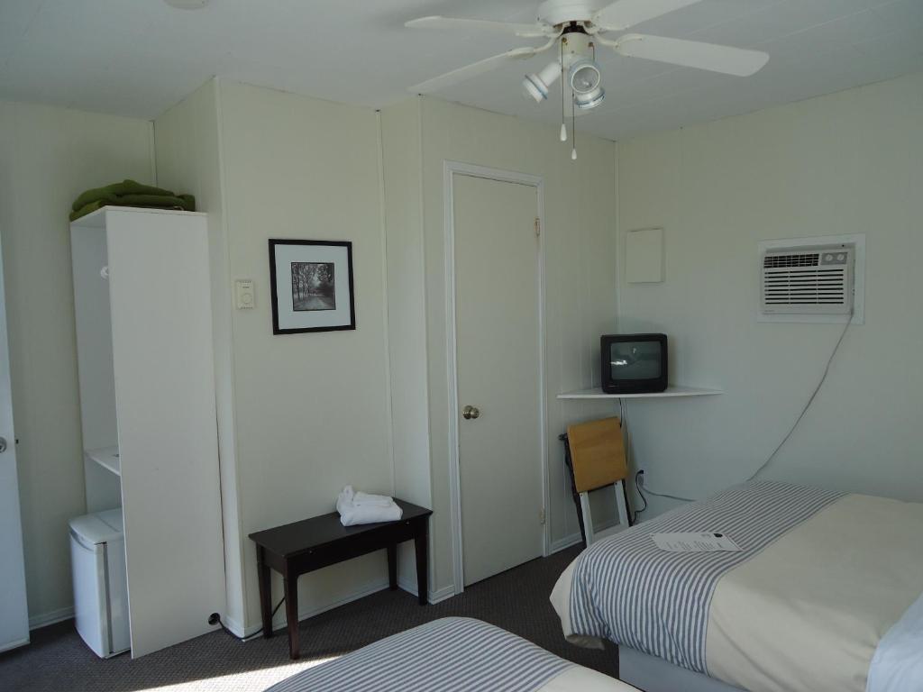 Hotel-Motel Baie-Ste-Catherine Экстерьер фото